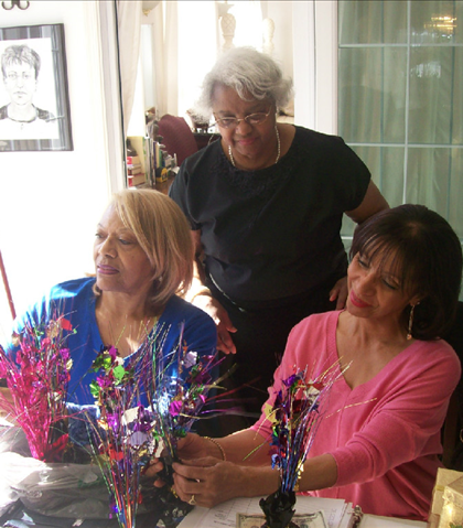 Thelma, placing the flowers for the best effect!