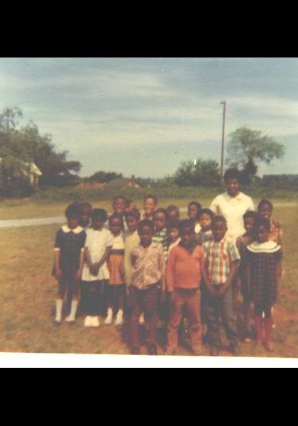Lynch Station School! Let me know who you see! Lynch Station School! Let me know who you see!