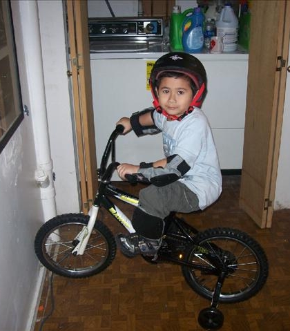 Christmas 2010! Thank goodness for training wheels! Now....where have I heard that before??