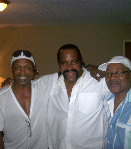 All the singers together....Donnie, Dennis, DeLoatch, in the house!