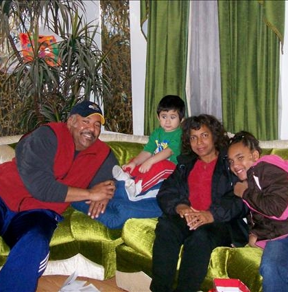 Christmas '09 visit from "Big Walt" of Vibe-100 & family! We exchange presents for the kids every Christmas!
