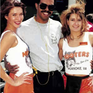 WJJS remote broadcast at Auto Xtras! The girls from Hooters dropped by! WJJS remote broadcast at auto Xtras....the girls from Hooters dropped by!