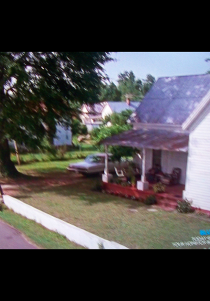 In "brothers keeper," this is Luann's house, notice the wall in the front! In "brothers keeper," this is Luann's house, notice the wall in the front!