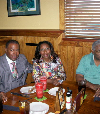 Enjoying a steak dinner after a sucessful Revival Service at Rivermont Baptist Church! Rev. Phillip Elliott DHS-'69, and wife, Edward Stamps! Enjoying a steak dinner after a sucessful Revival Service at Rivermont Baptist Church! Rev. Phillip Elliott DHS-'69, and wife, Edward Stamps!