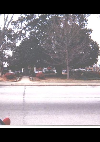 *****Park, in front of the square taken from the Courthouse!! *****Park, in front of the square taken from the Courthouse!!