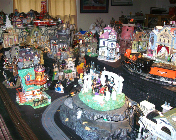 Two polar bears, on a handcar, going in circles! Two polar bears, on a handcar, going in circles!