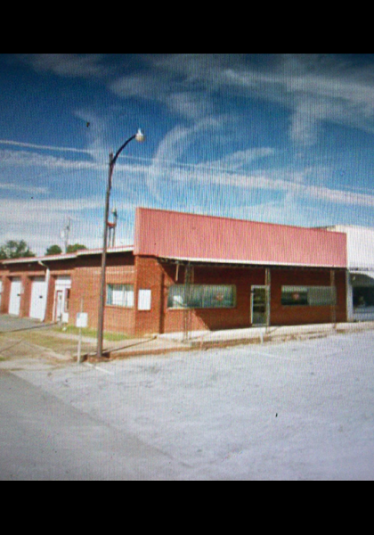 Notice the red building! This building was next to star sports! Notice the red building! This building was next to star sports!