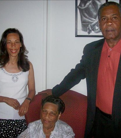 Linda Langhorne Donaldson and husband David... seated the late Carolyn Langhorne, former DHS teacher! Linda Langhorne Donaldson and husband David... seated the late Carolyn Langhorne, former DHS teacher!