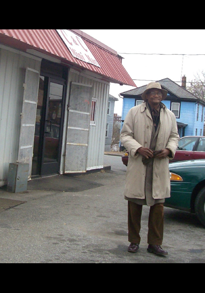 Here is Glen Clark DHS- '68, doing a little shopping! Here is Glen Clark DHS- '68, doing a little shopping!