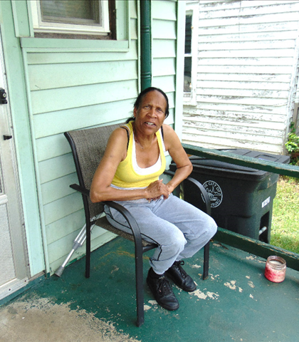 Linda Herndon DHS-'69, visiting Odessa's house! Linda Herndon DHS-'69, visiting Odessa's house!