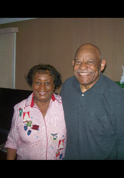We went to Christmas dinner at my Aunt's house in Silver Spring, Md. December 2015. Her house is right aroung the corner from the home of fmr. Coach John Organ and wife!