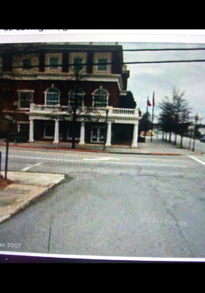 Building across from the Hardware Store! Building across from the Hardware Store!