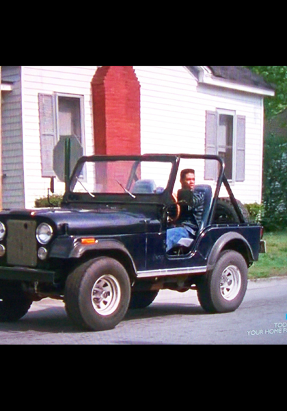 Eugene, following the robbers in "a small war!" Eugene, following the robbers in "a small war!"