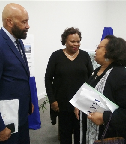 Dr. Howard Duncan, guest speaker and son of CCHS principal Mr. Owen Duncan! Here are Bonnie Franklin Brooks and Brenda Mickles Foote!
