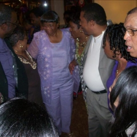 Stand and sing! Stand and sing!