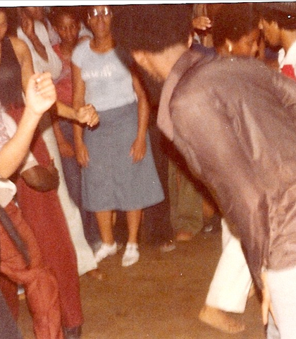 Swinging T! Swinging T!