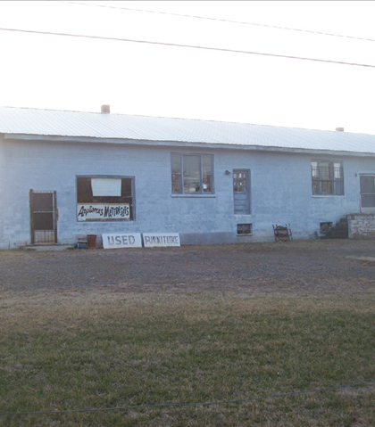 The Blue-lite Club in Brookneal, Va, now a flea market_antique store! The Blue-lite Club in Brookneal, Va, now a flea market_antique store!